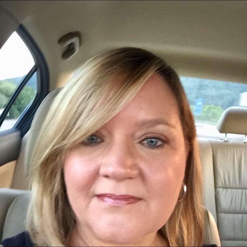 Meet your Posher, Julie